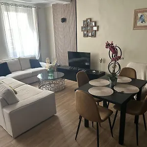 Appartement Vieux-port, Avec Garage Prive, Marseille